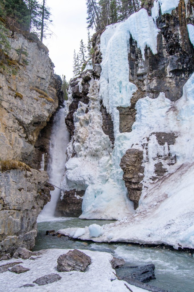 Cascade au Johnston Canyon