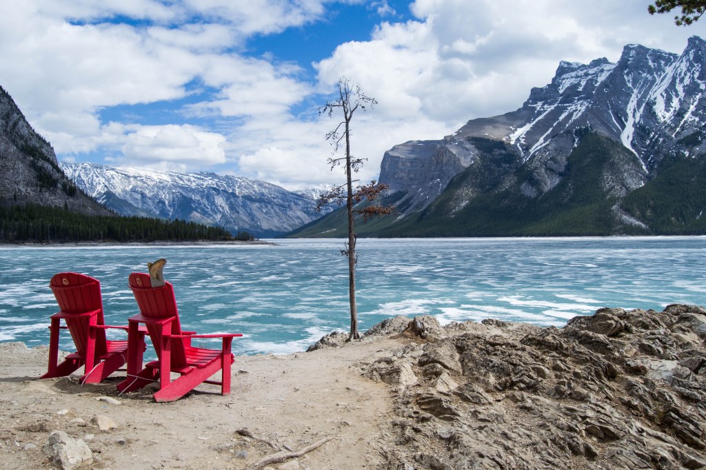 Lac Minnewanka qui dégèle