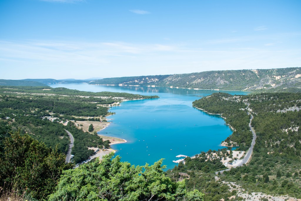 lac de sainte-croix vu du haut
