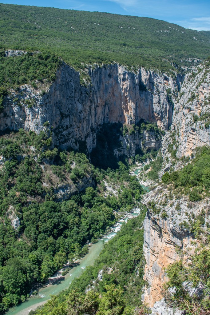 sentier blanc martel dans les gorges du verdon