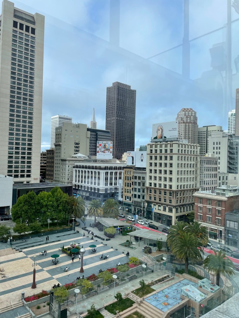 vue depuis le cheesecake factory du macy's de union square à san francisco