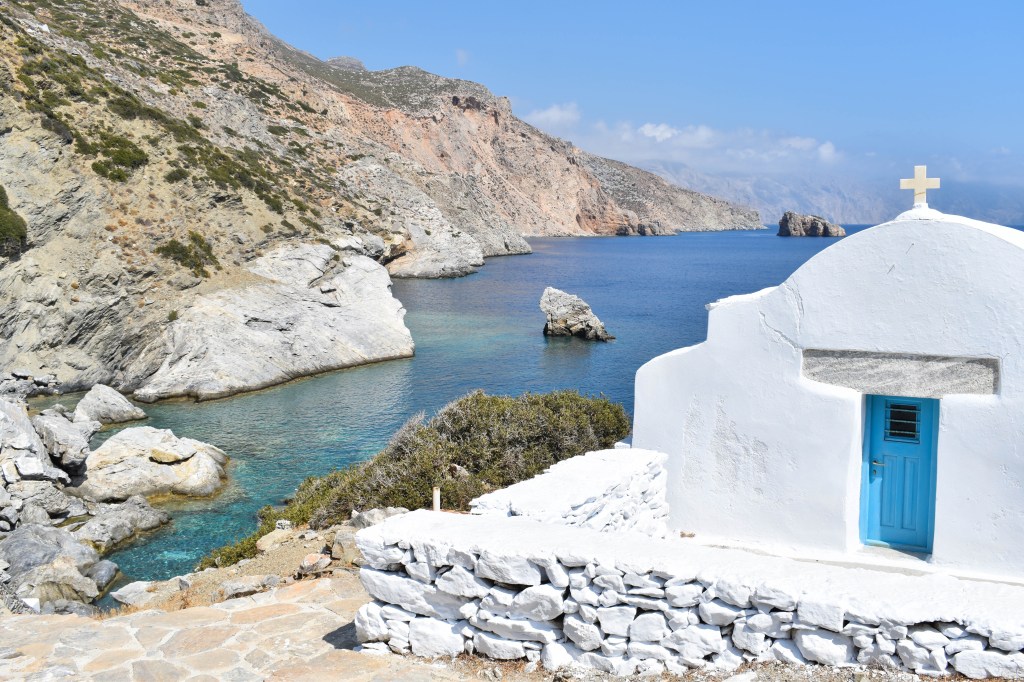 plage Aghia Anna et sa chapelle