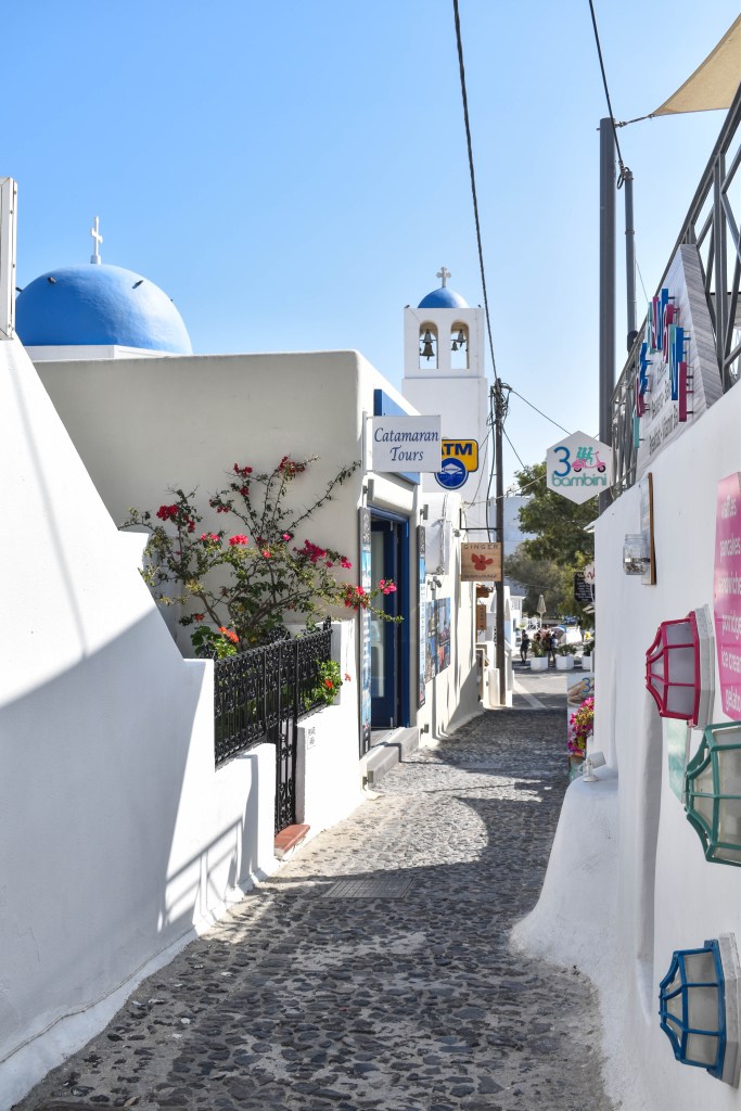 Ruelles de Fira