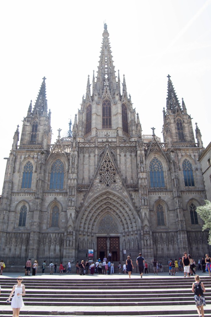 cathédrale sainte-croix de Barcelone