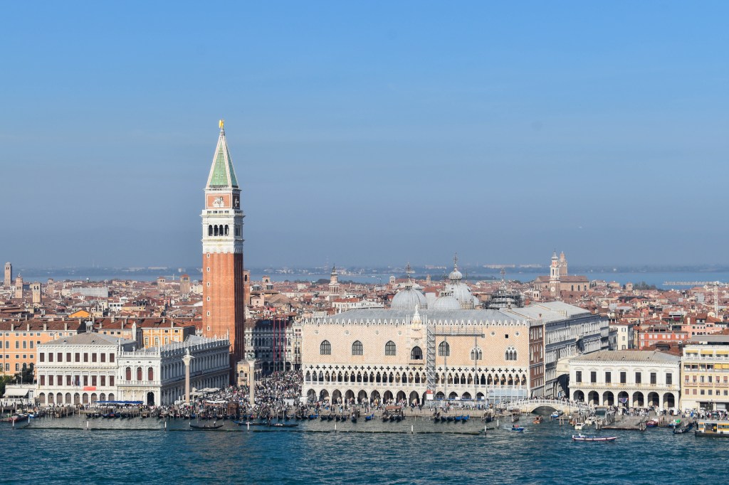 Vue sur la place Saint-Marc depuis le campanile San Giorgio Maggiore