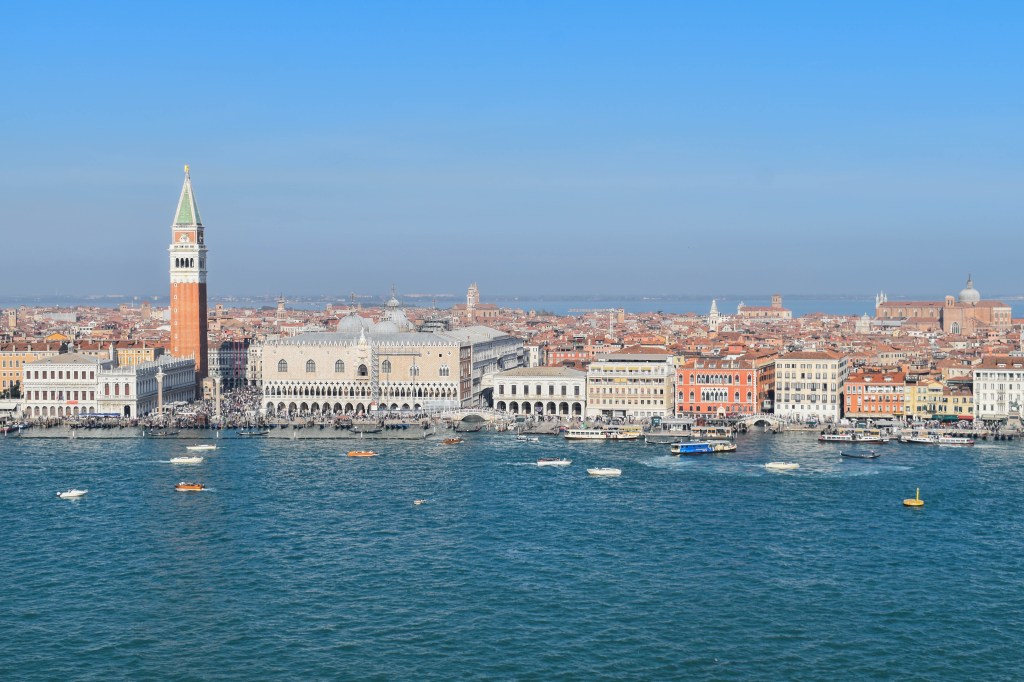 Vue sur la place Saint-Marc depuis le campanile San Giorgio Maggiore