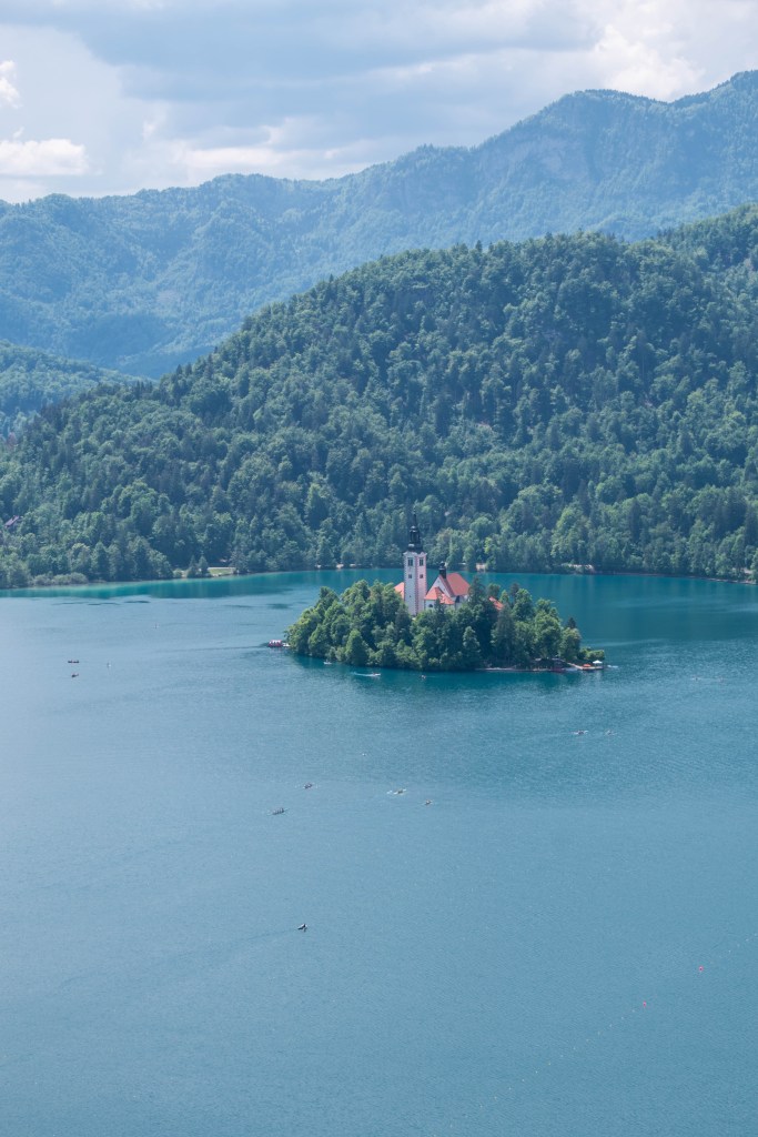 vue sur le lac de Bled depuis le château de Bled